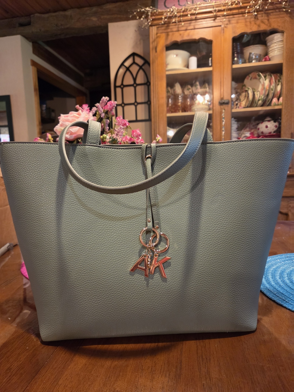 Anne Klein Tote Bag in Sage Green